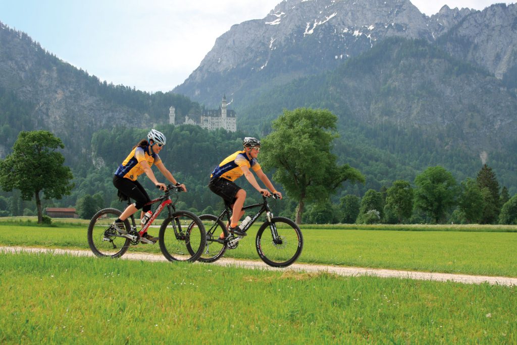 Aktivurlaub im Sommer: Wandern, Radfahren, Golfen Sommer Laufen joggen
