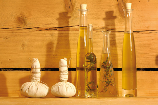 Düfte, Aromen und Kräuter im Wellnesshotel Wellness Wandern Kräuter Kosmetik Bäder