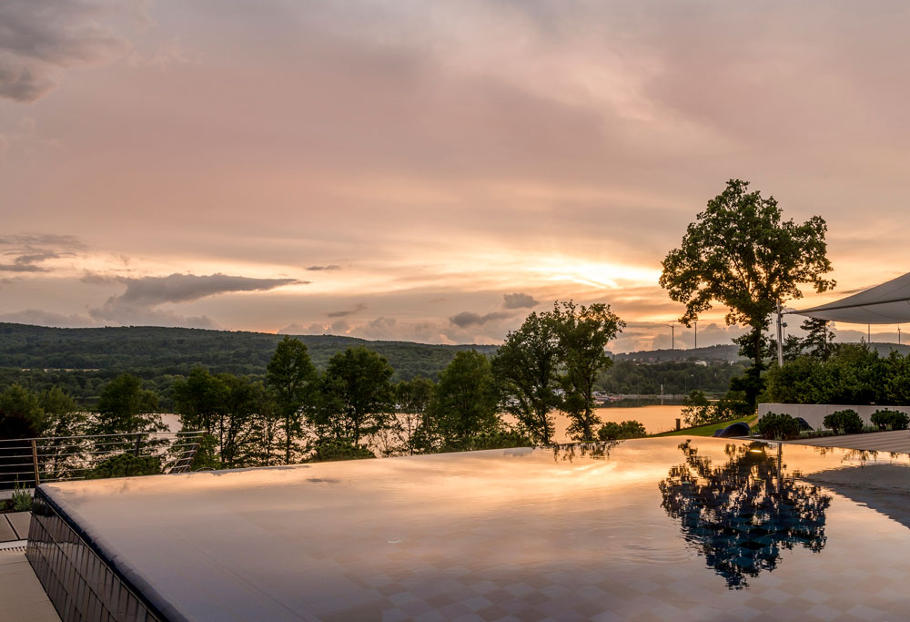 Raus an die Luft! Natur im Wellnessurlaub erleben Sommer Entschleunigung Achtsamkeit