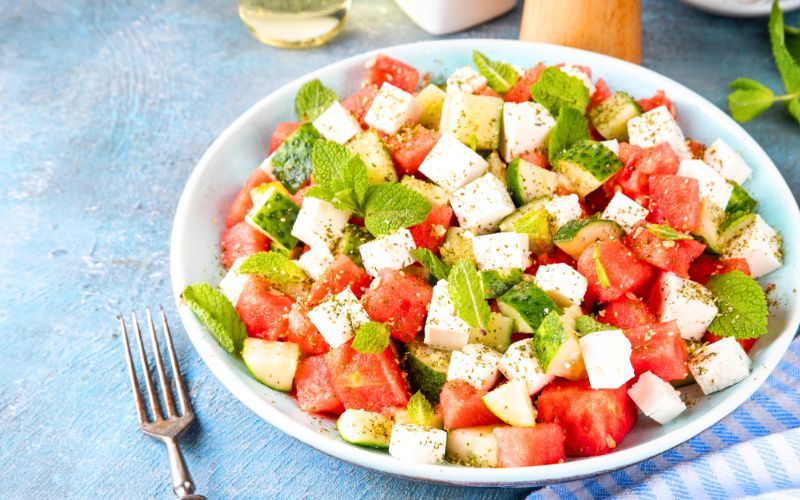 Wassermelone Salat mit Feta und Gurke und Infos